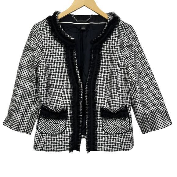 5 for $25| WHBM Square Geo Print Ruffle Frayed Trim Blazer Jacket Size 10 - Picture 1 of 10
